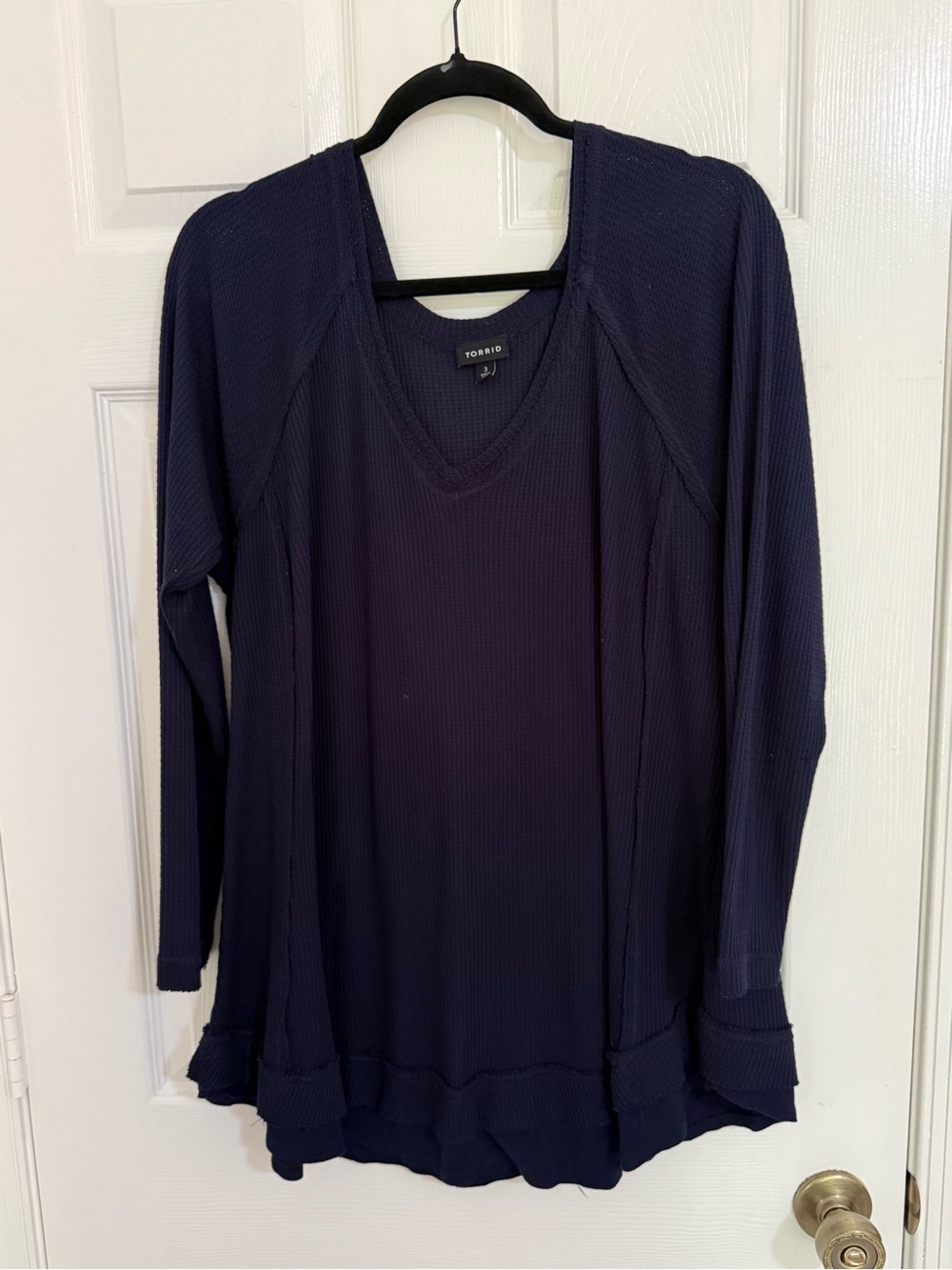 Torrid Women's navy Waffle-Knit long sleeve shirt size 3